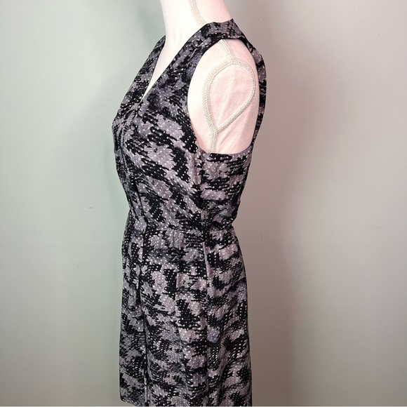 Rebecca Taylor Summer Storm Silk Sleeveless V-Neck Dress - Picture 9 of 15